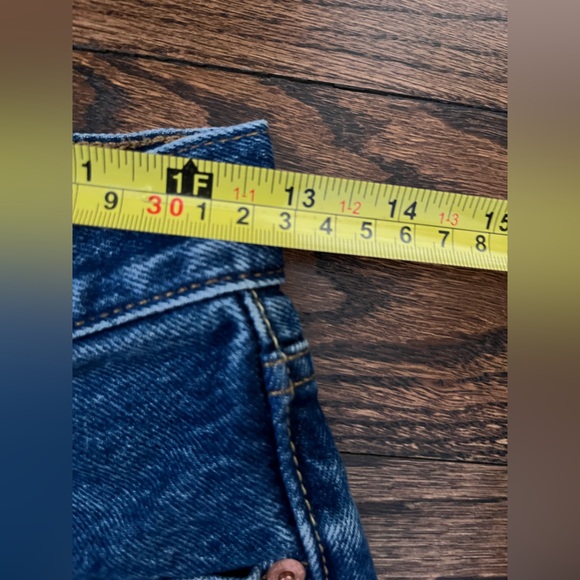 Levi’s 501 Original 90’s Mid-rise Straight Leg Denim Jeans. Size 24 - Picture 13 of 14